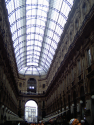Vittoria Emmanuell II shopping centre in Milan