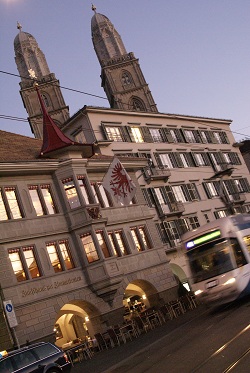 Z&uuml;rich - Limmatquai and Grossm&uuml;nster