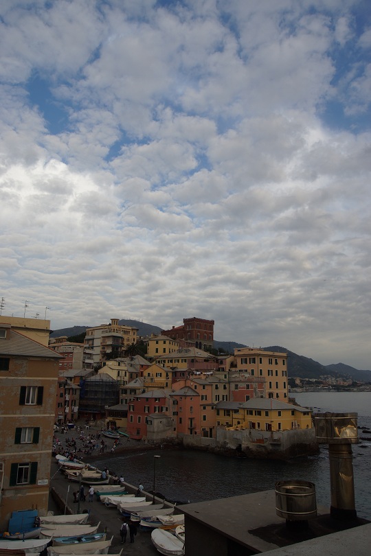 Boccadasse - buildings and boats